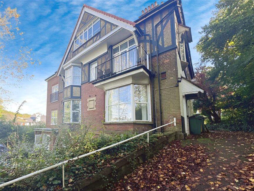 Flat Frant Road in Tunbridge Wells
