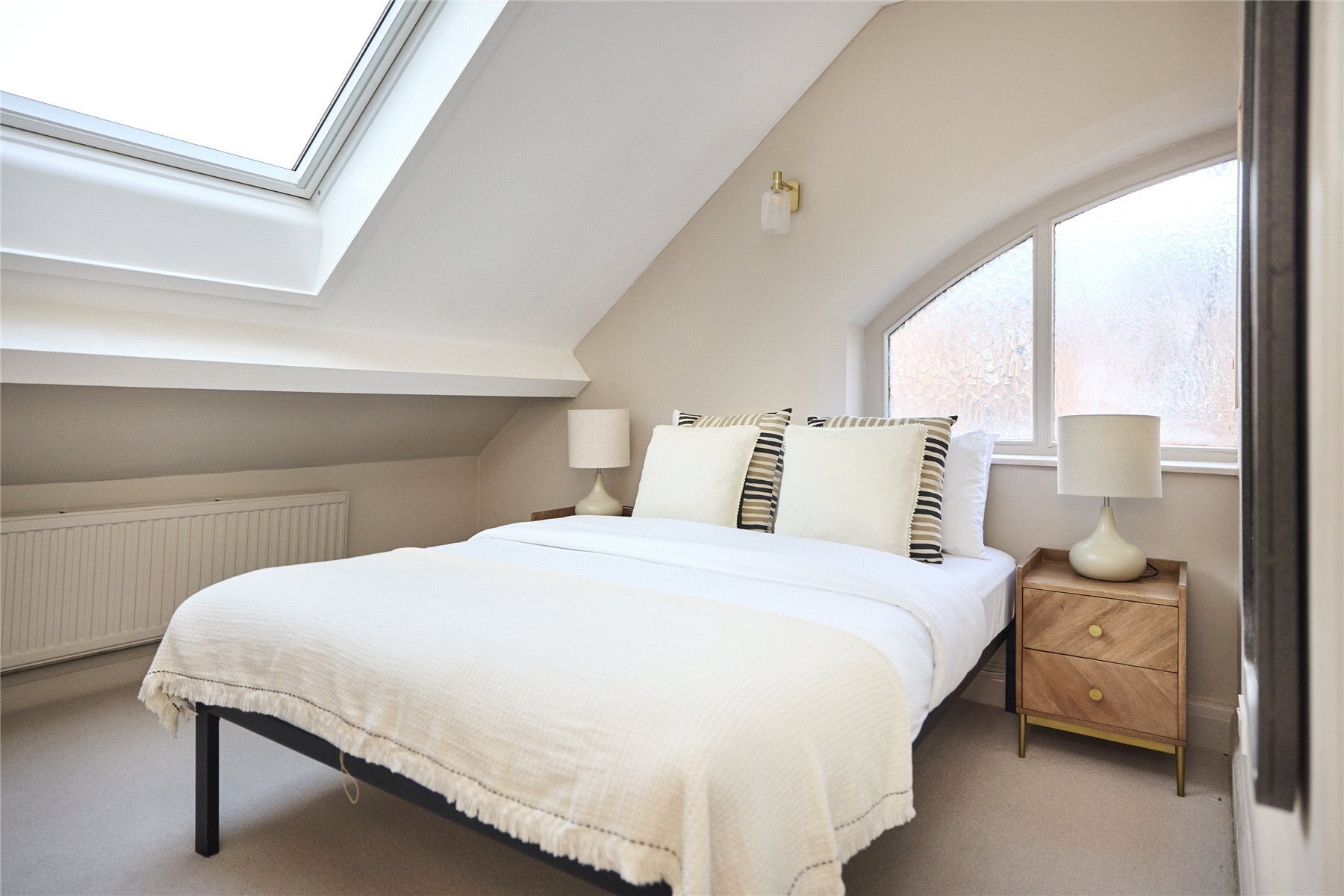Flat Macroom Road in City of Westminster