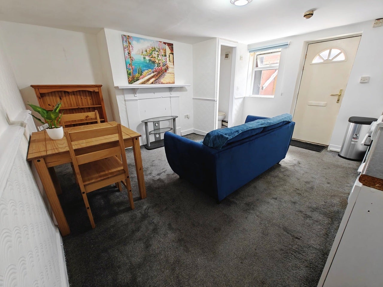 Flat Back Maud Avenue in Leeds