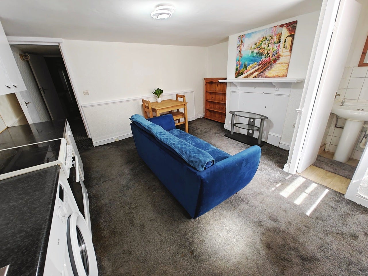 Flat Back Maud Avenue in Leeds