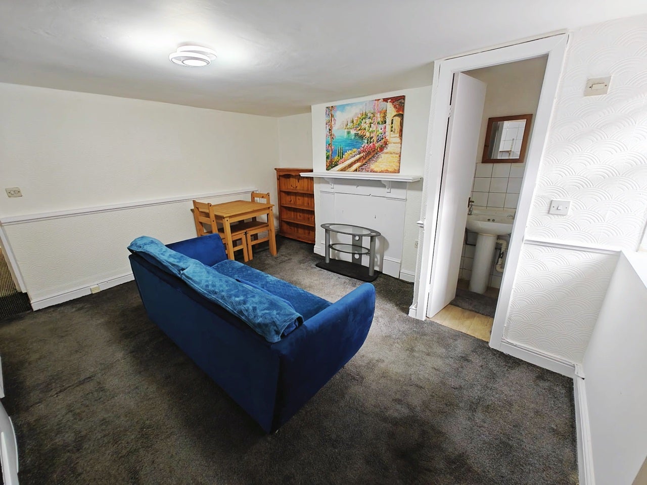 Flat Back Maud Avenue in Leeds