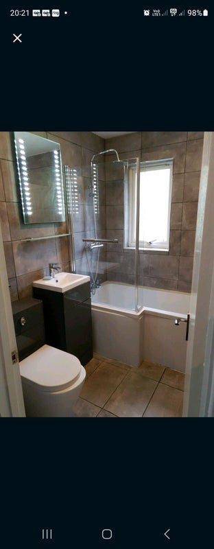 Flat Babington Road in Greater London