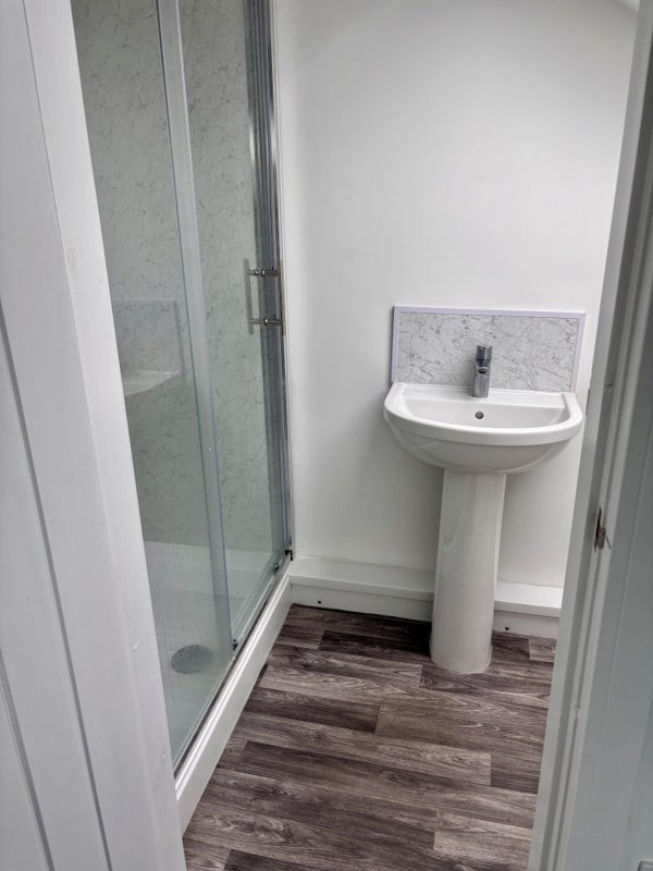 Flat Staniforth Road in Sheffield