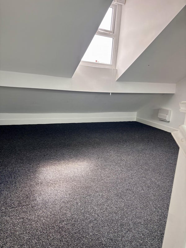 Flat Staniforth Road in Sheffield