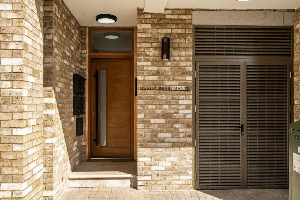 Flat Palmerston Road in Greater London