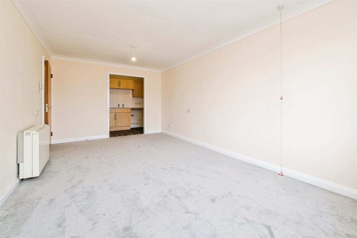 Flat Anne Mews in Greater London