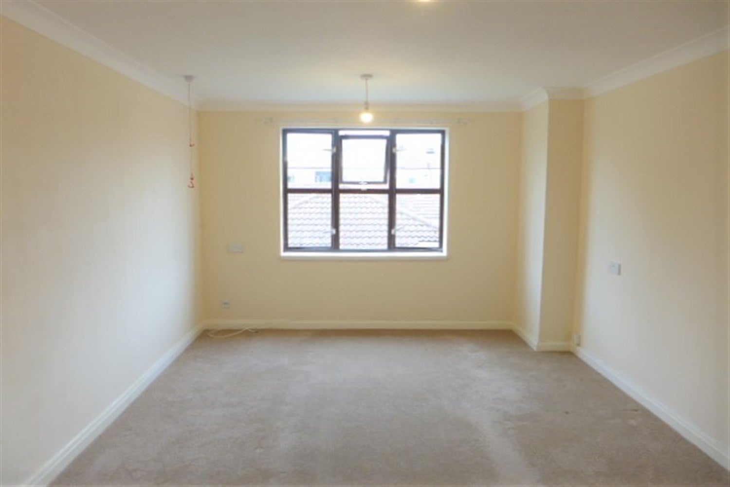 Flat Anne Mews in Greater London