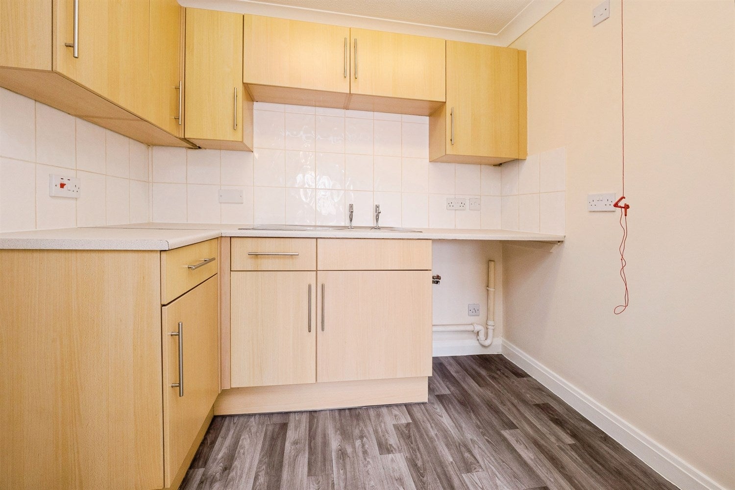 Flat Anne Mews in Greater London