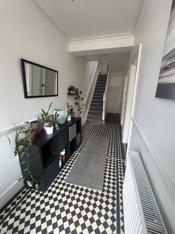Room Whitburn Road in Greater London