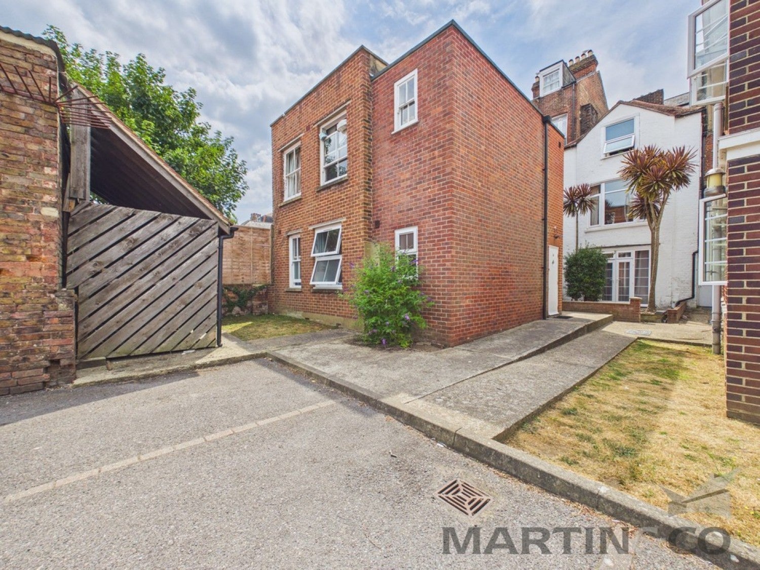 Flat St Edward's Road in Portsmouth