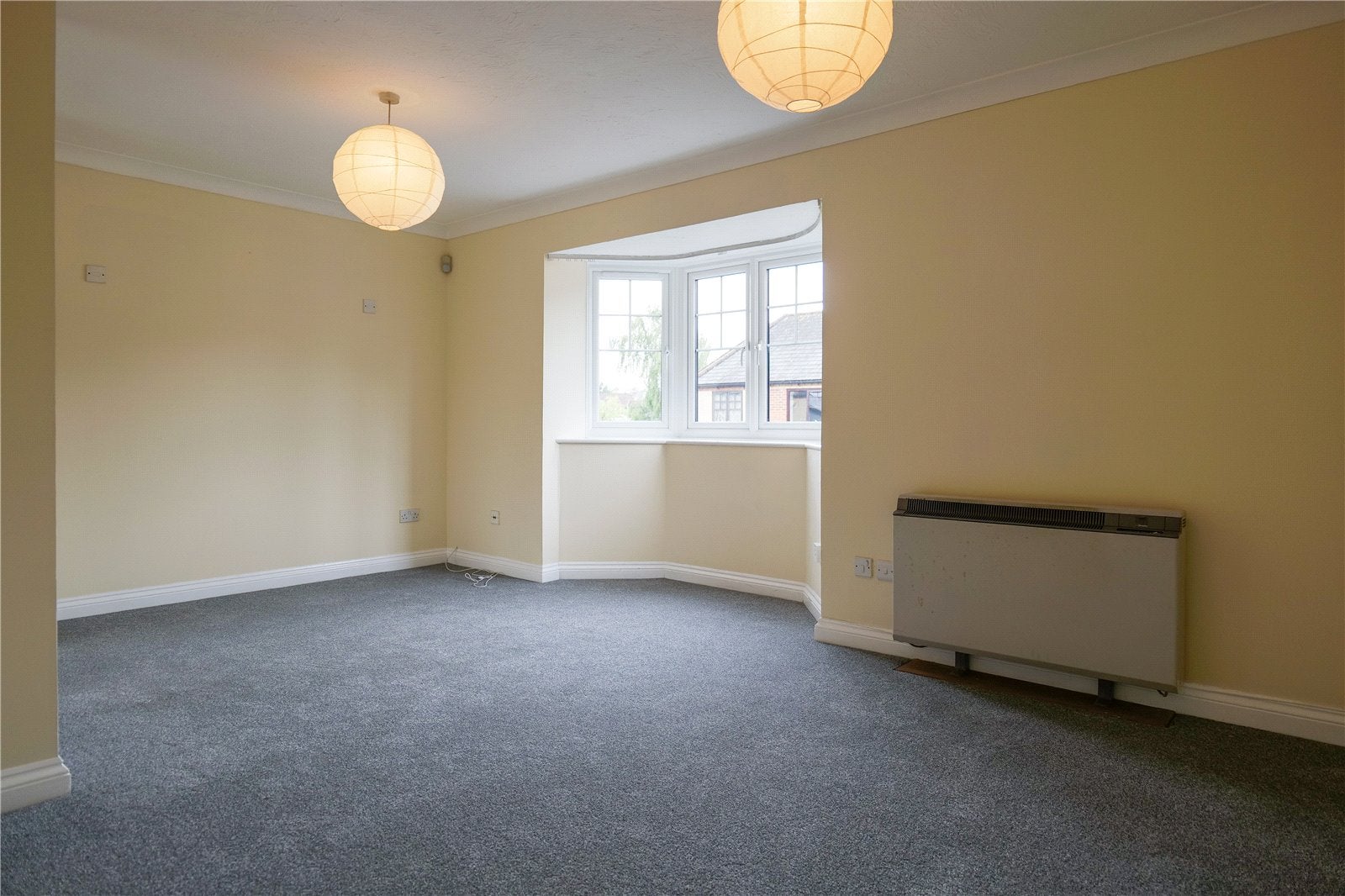 Flat New Bright Street in Reading