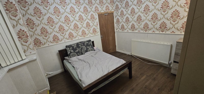 Room Burney Lane in Birmingham