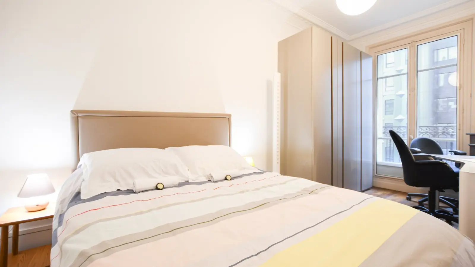 Appartement Rue Maurice et Louis de Broglie à Paris