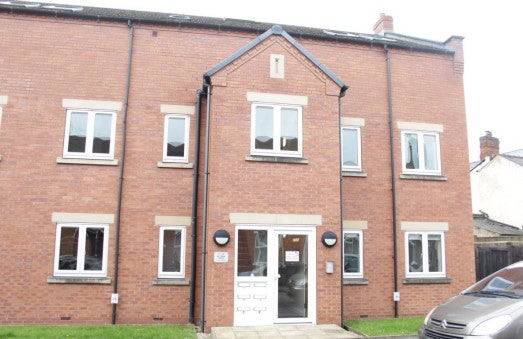 Flat Albert Terrace in Stafford