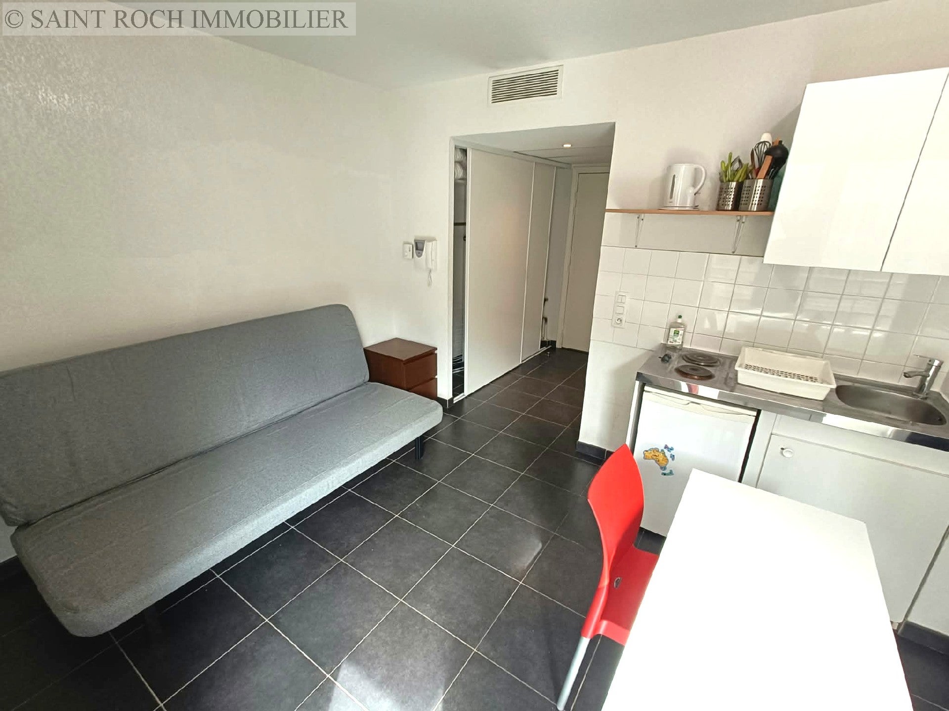 Flat Boulevard Pierre Semard in Nice