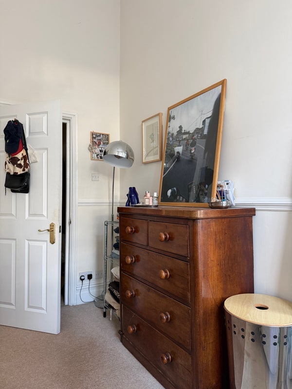 Flat Rodney Place in Bristol
