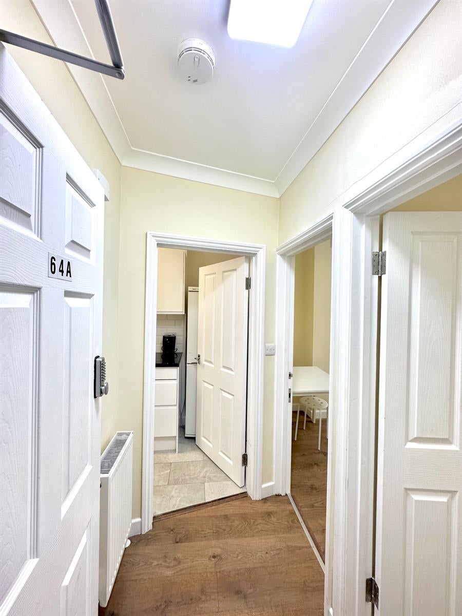Flat Eversholt Street in Greater London