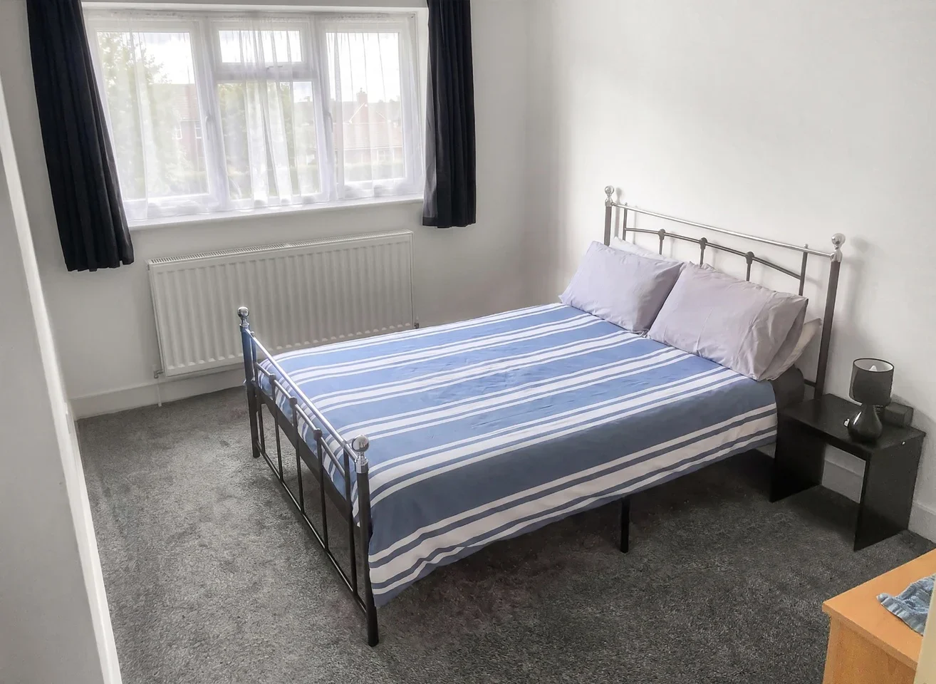 Room Wightman Road in Greater London