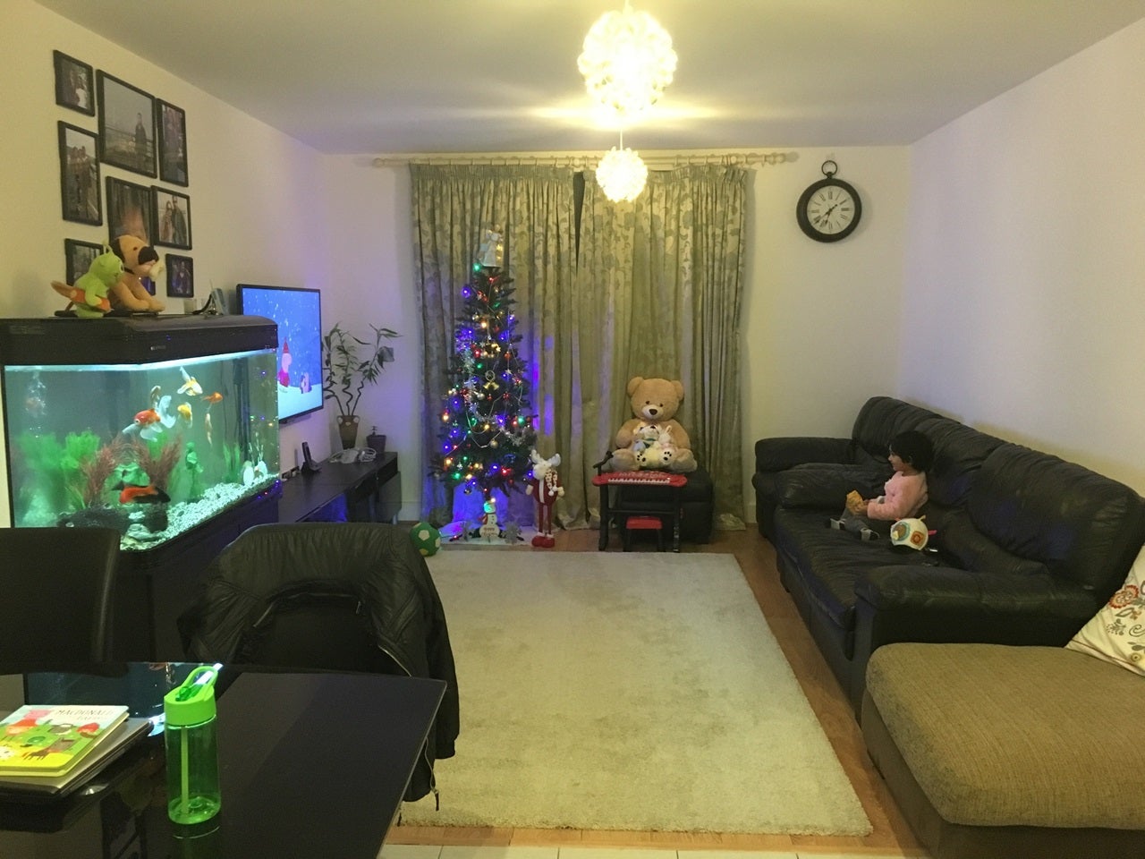 Room Fulton Road in Greater London