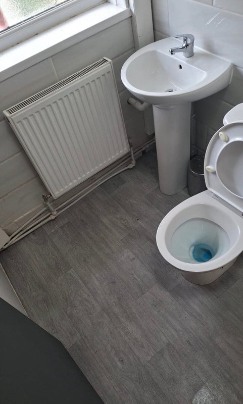 Room Burton Road in Coseley