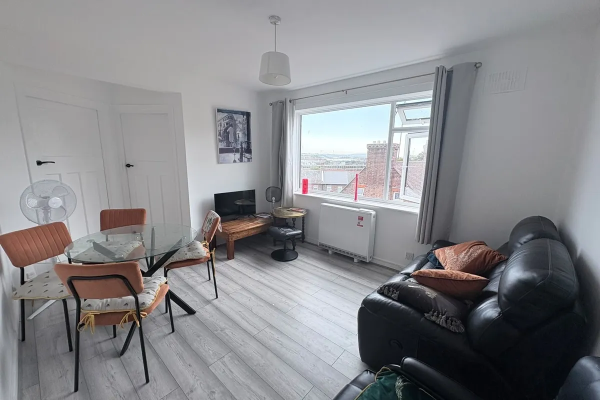 Flat South Road in Newhaven