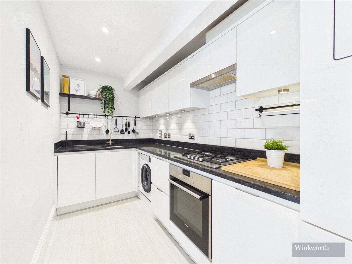 Flat Oak Hill in Greater London