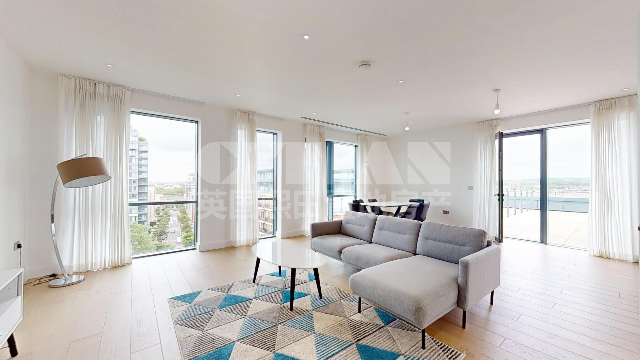 Flat King Charles I Island in City of Westminster