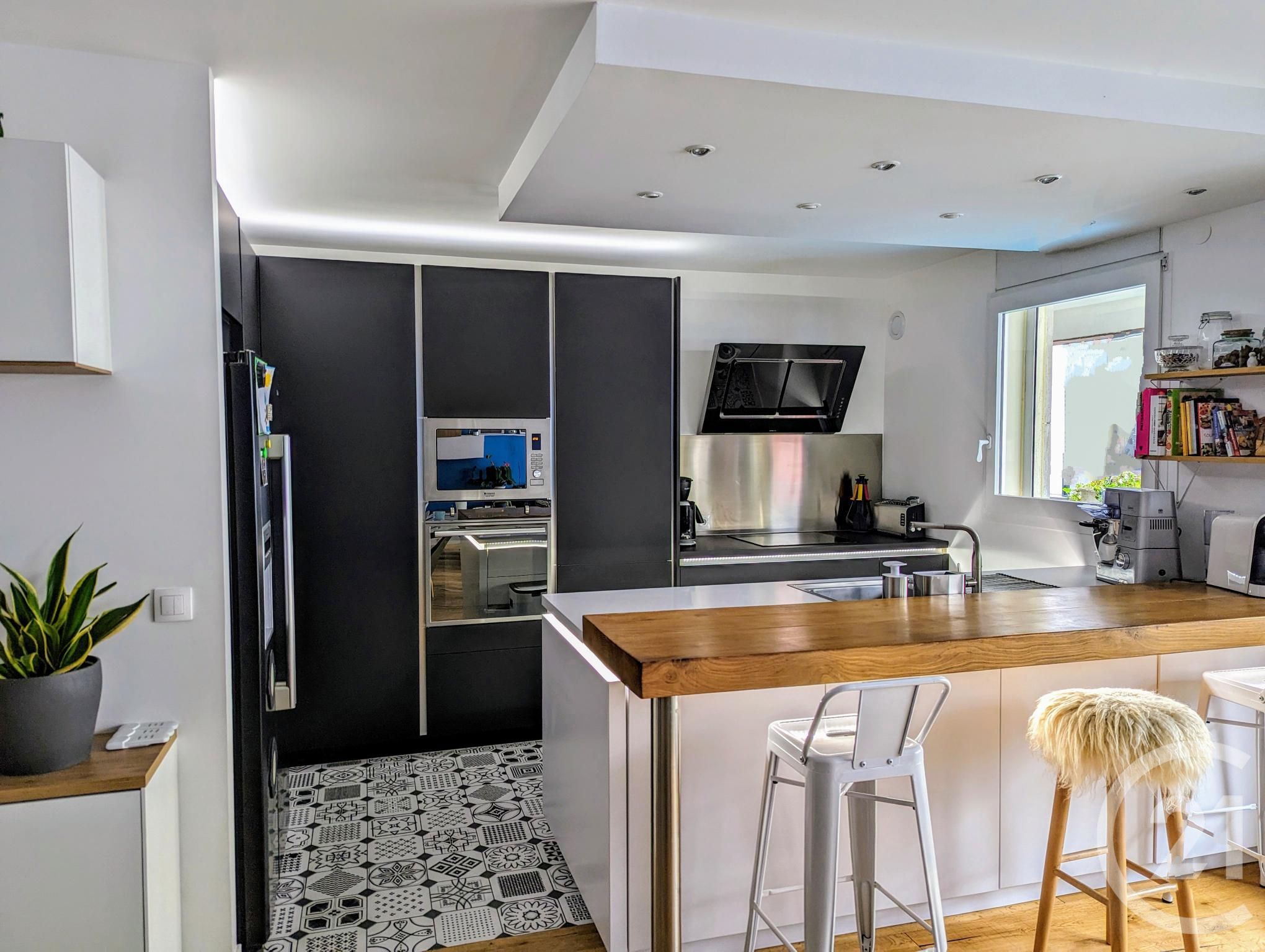 Flat Rue de l'Abreuvoir in Courbevoie