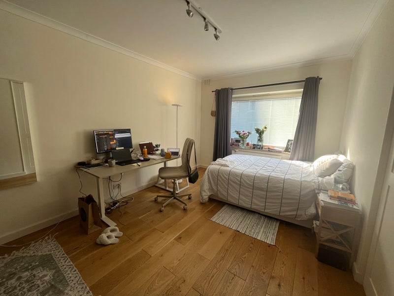 Room Gloucester Road in Greater London