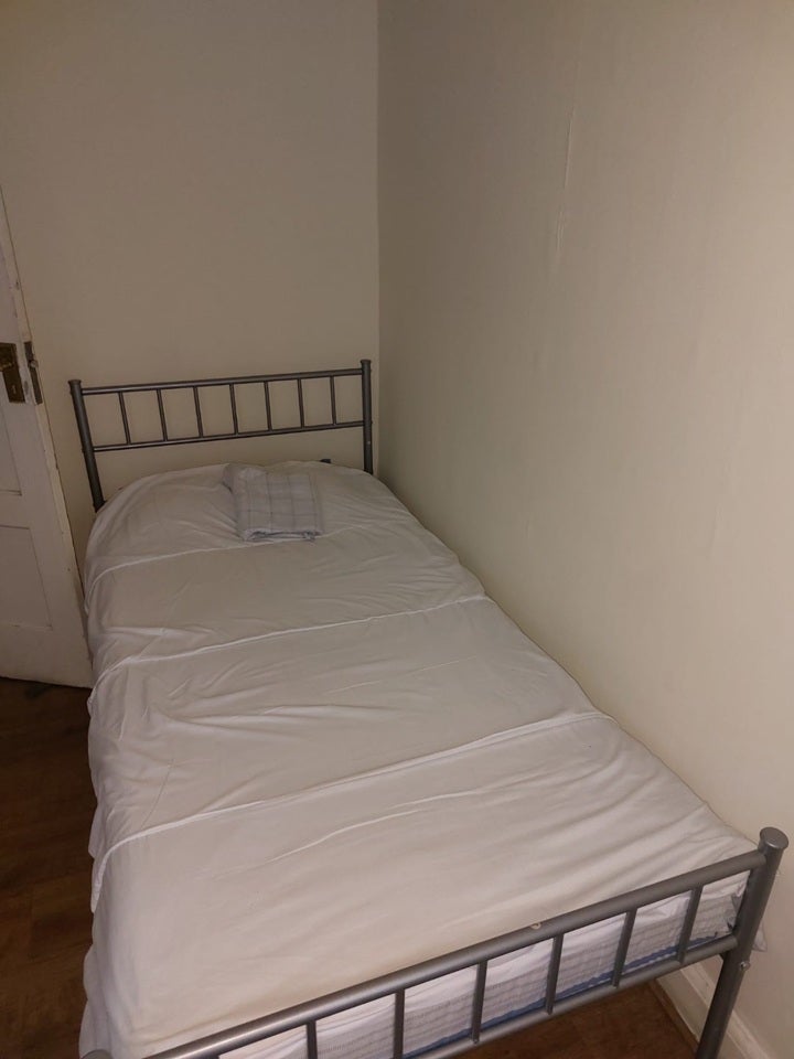 Room Page Street in Greater London