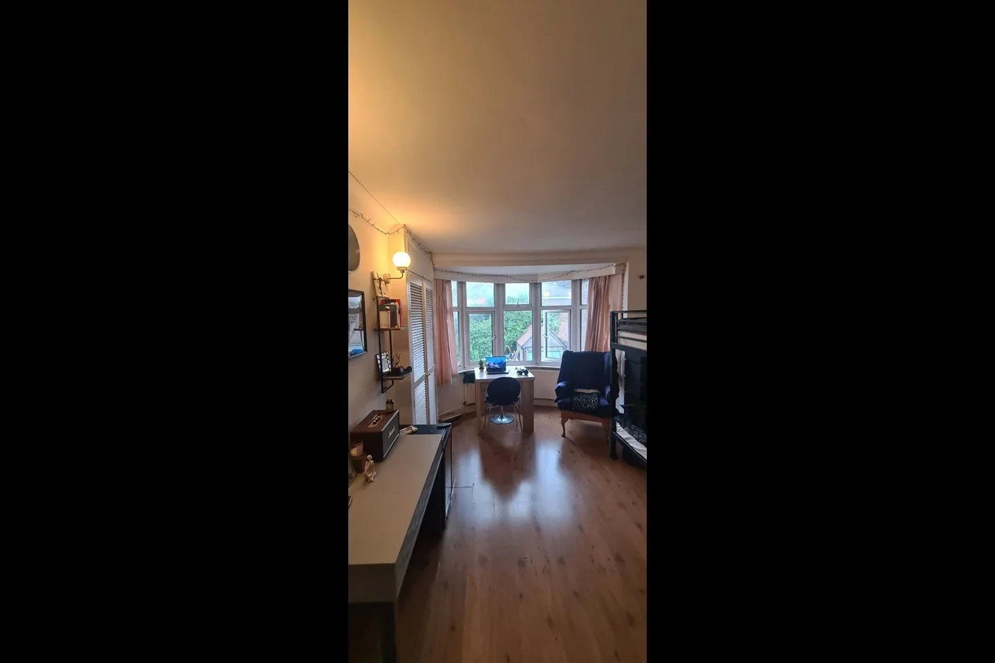 Room Page Street in Greater London