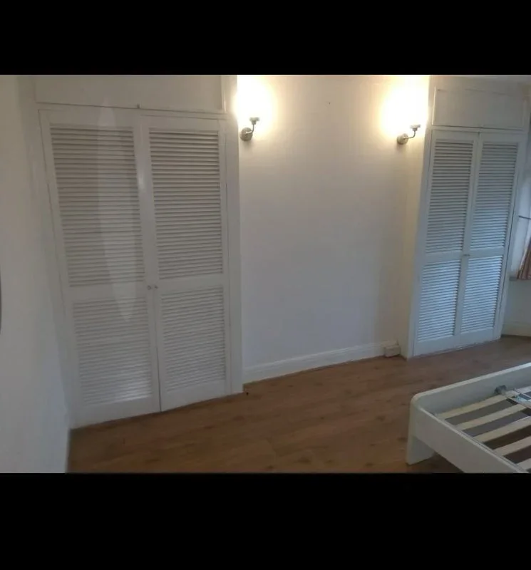 Room Page Street in Greater London