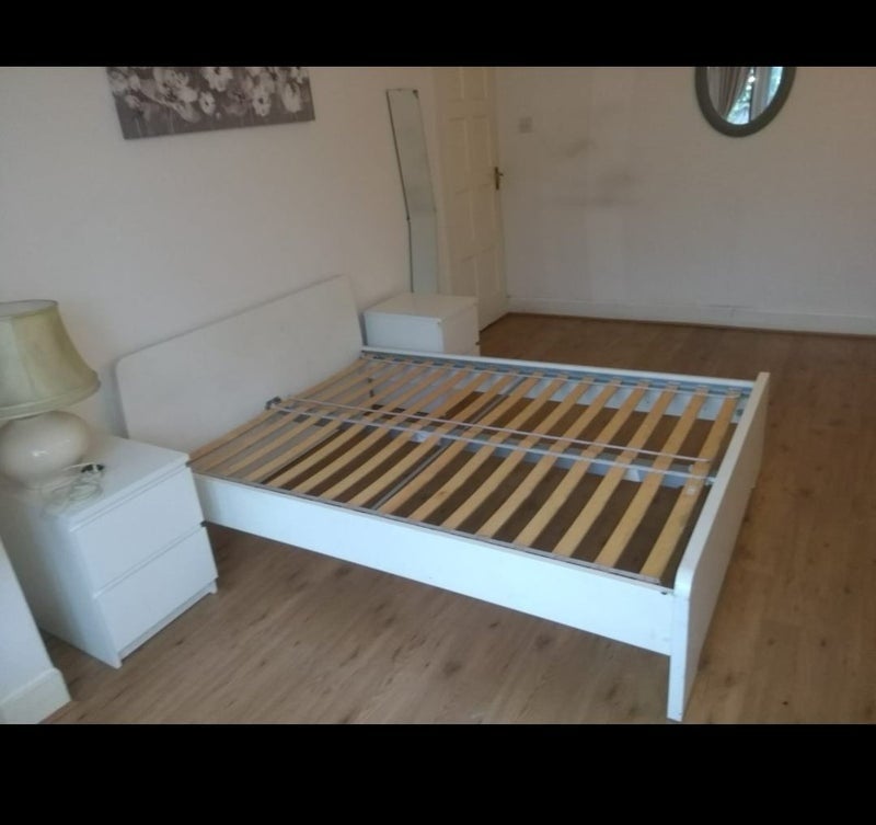 Room Page Street in Greater London