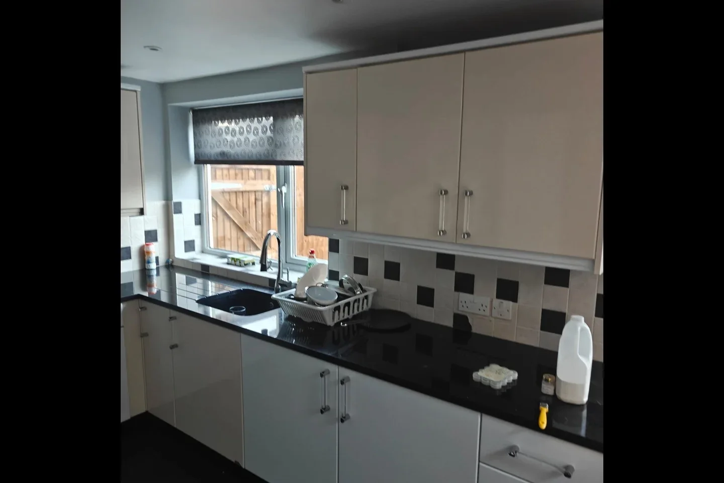 Room Wheatash Road in Borough of Runnymede