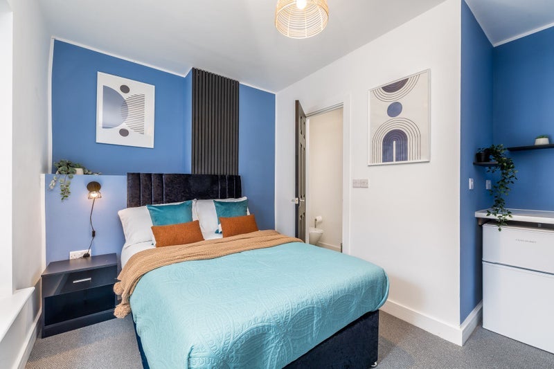 Room Cooper Street in Nuneaton and Bedworth