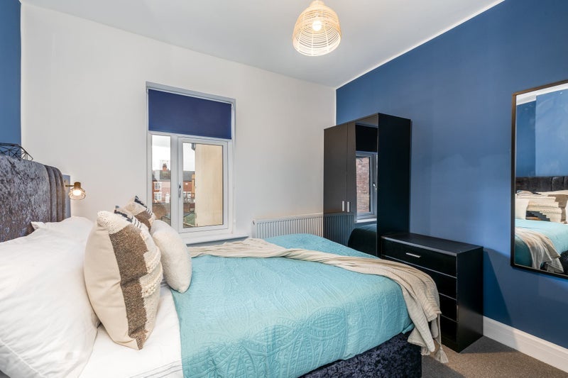 Room Cooper Street in Nuneaton and Bedworth