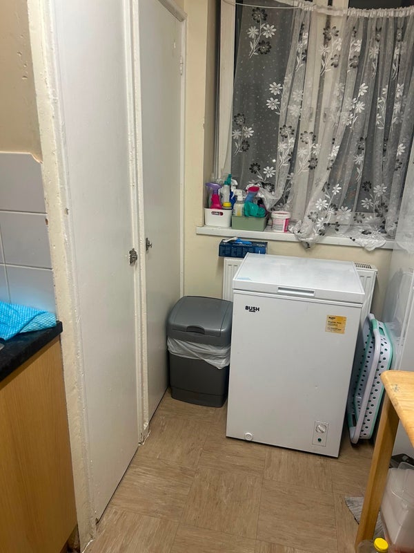 Room Chalcombe Road in Greater London