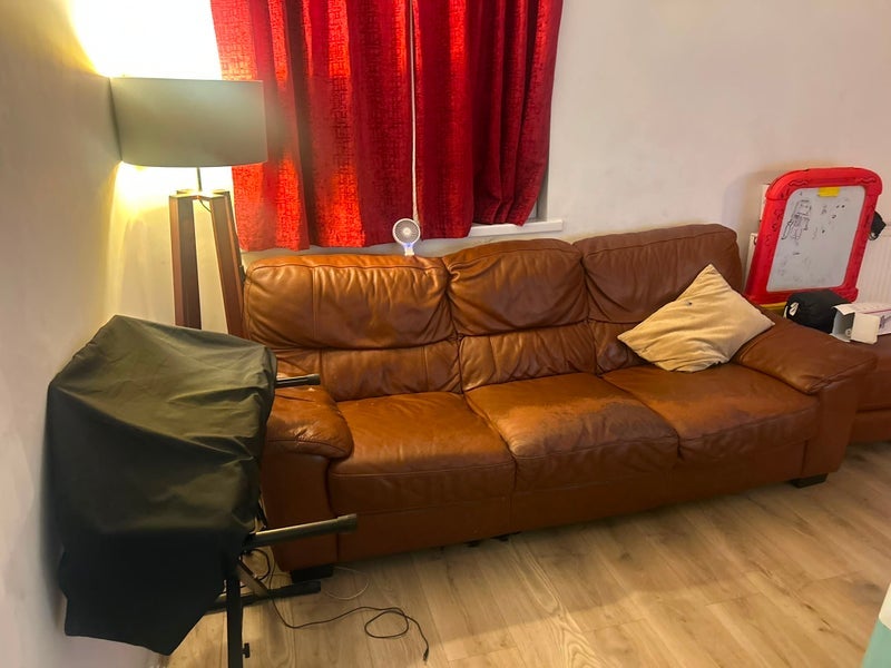 Room Chalcombe Road in Greater London