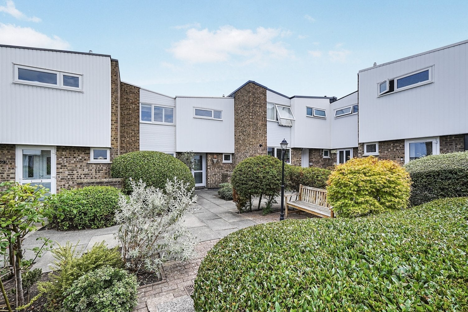 House Orchard Way in Greater London