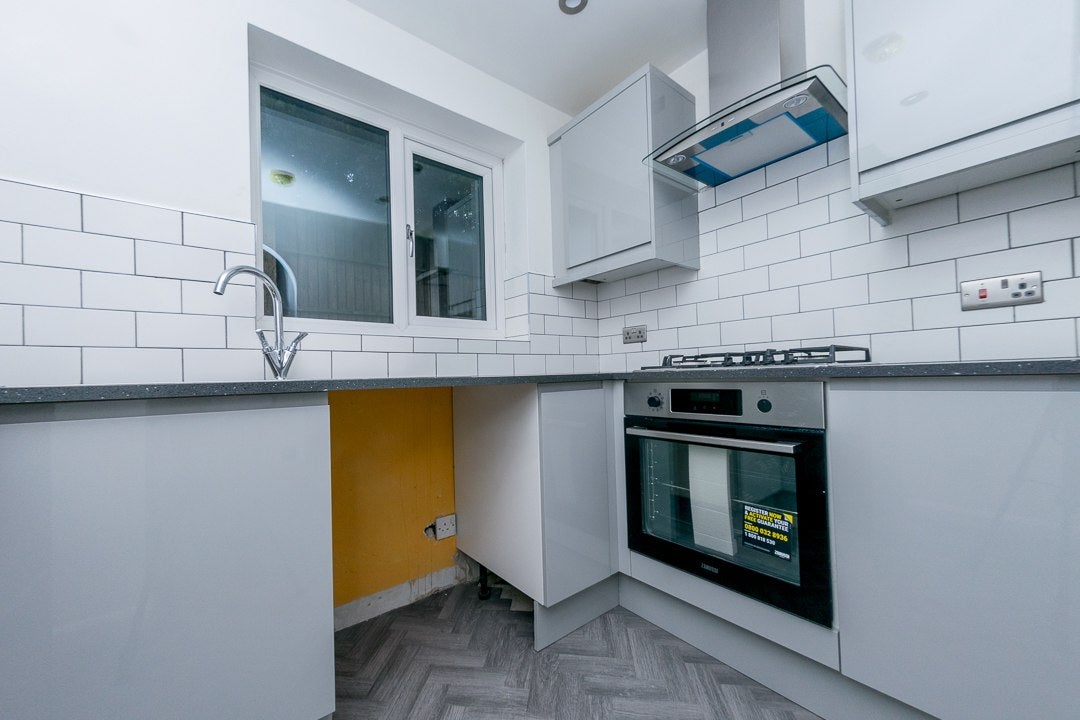 Flat Busely Court in Leeds
