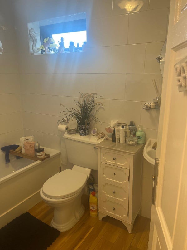 Room Marion Road in Greater London