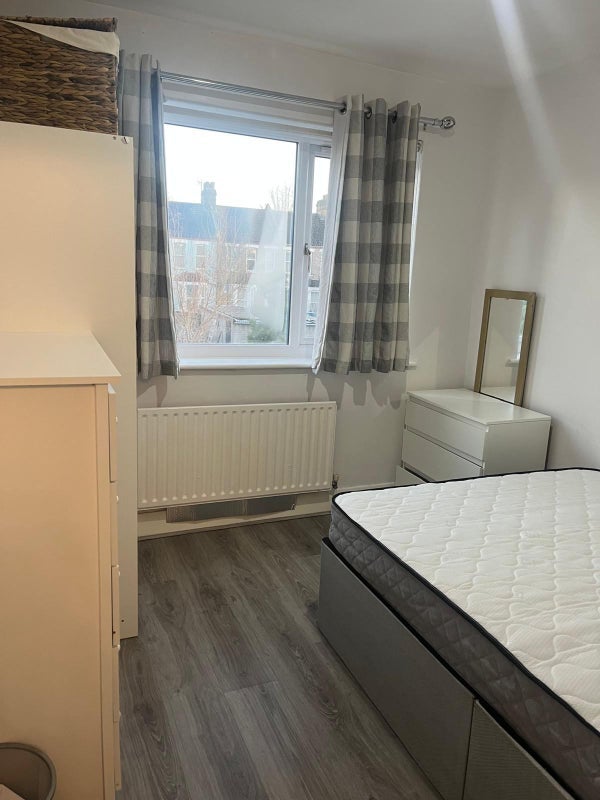 Room Marion Road in Greater London
