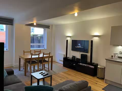 Room Portland Square in Bristol