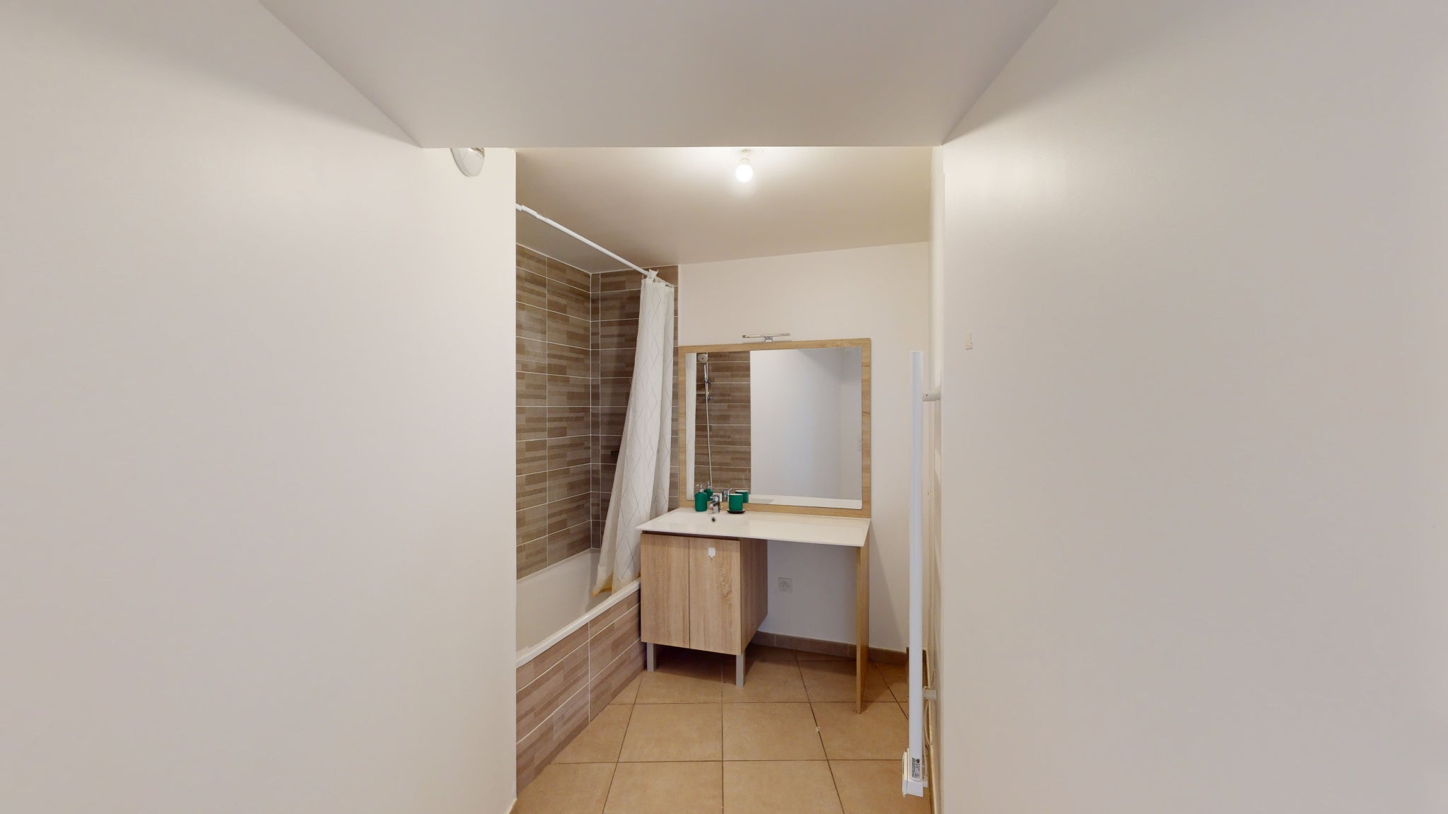 Flat Rue Saint-Pierre de Trivisy in Montpellier
