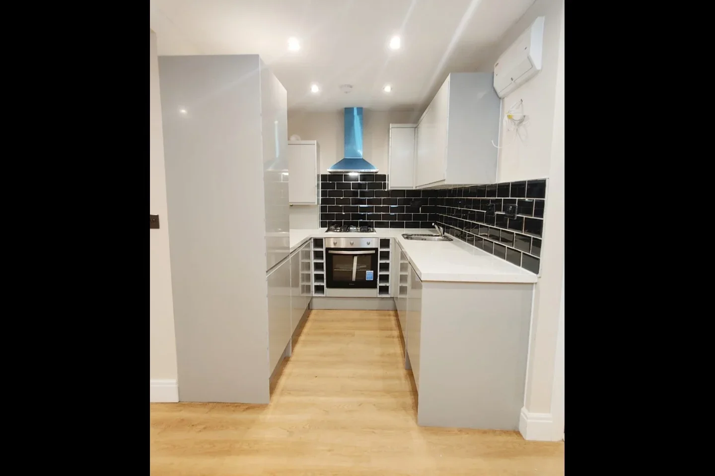 Flat Northborough Road in Greater London