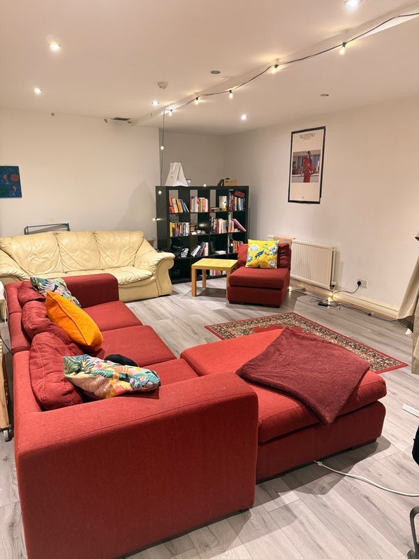 Room Worship Street in Greater London