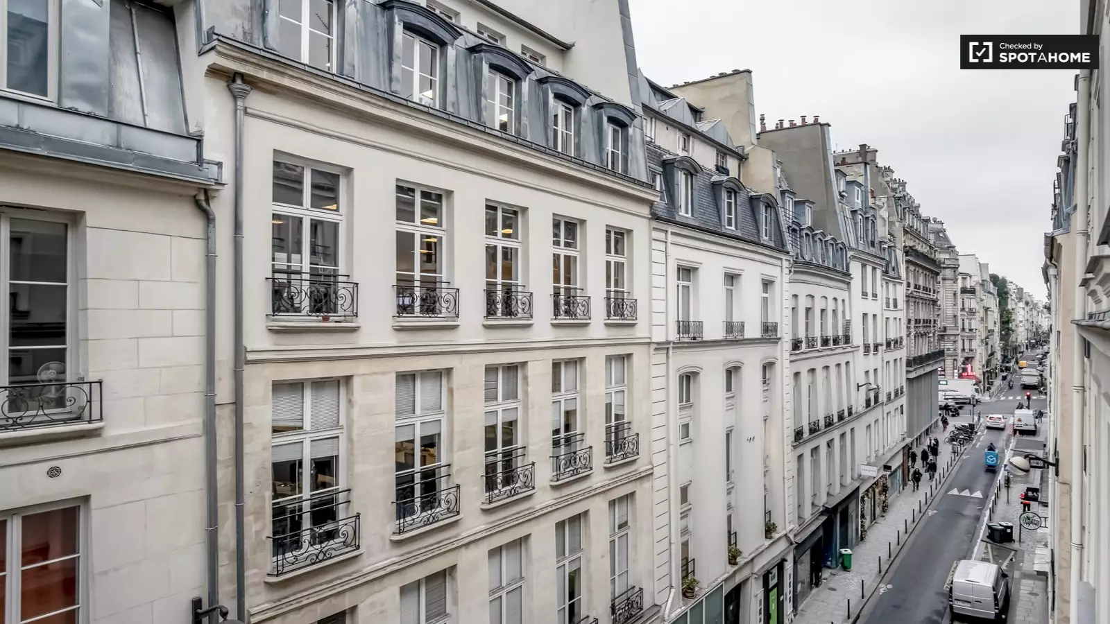 Appartement Rue Léopold-Bellan à Paris
