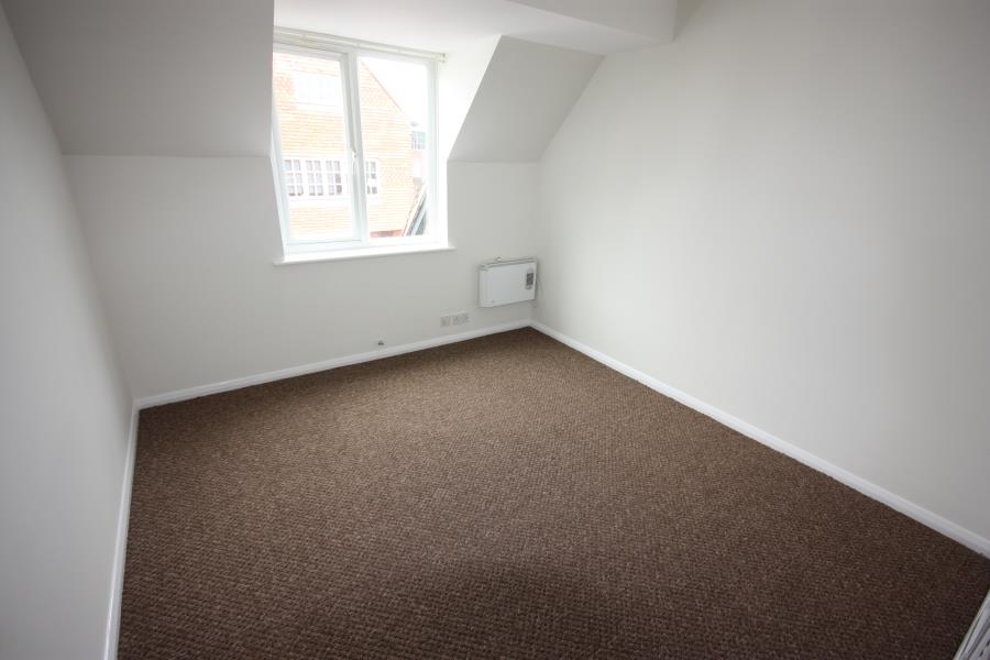 Flat The Mount in Guildford