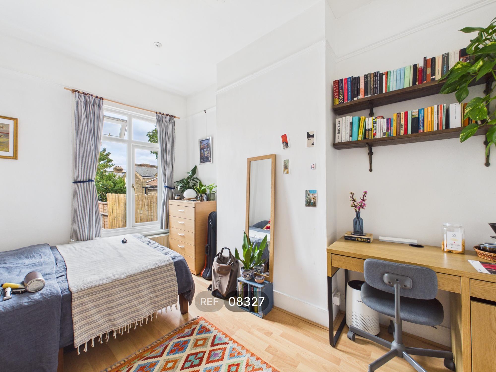 Flat Acre Lane in Greater London