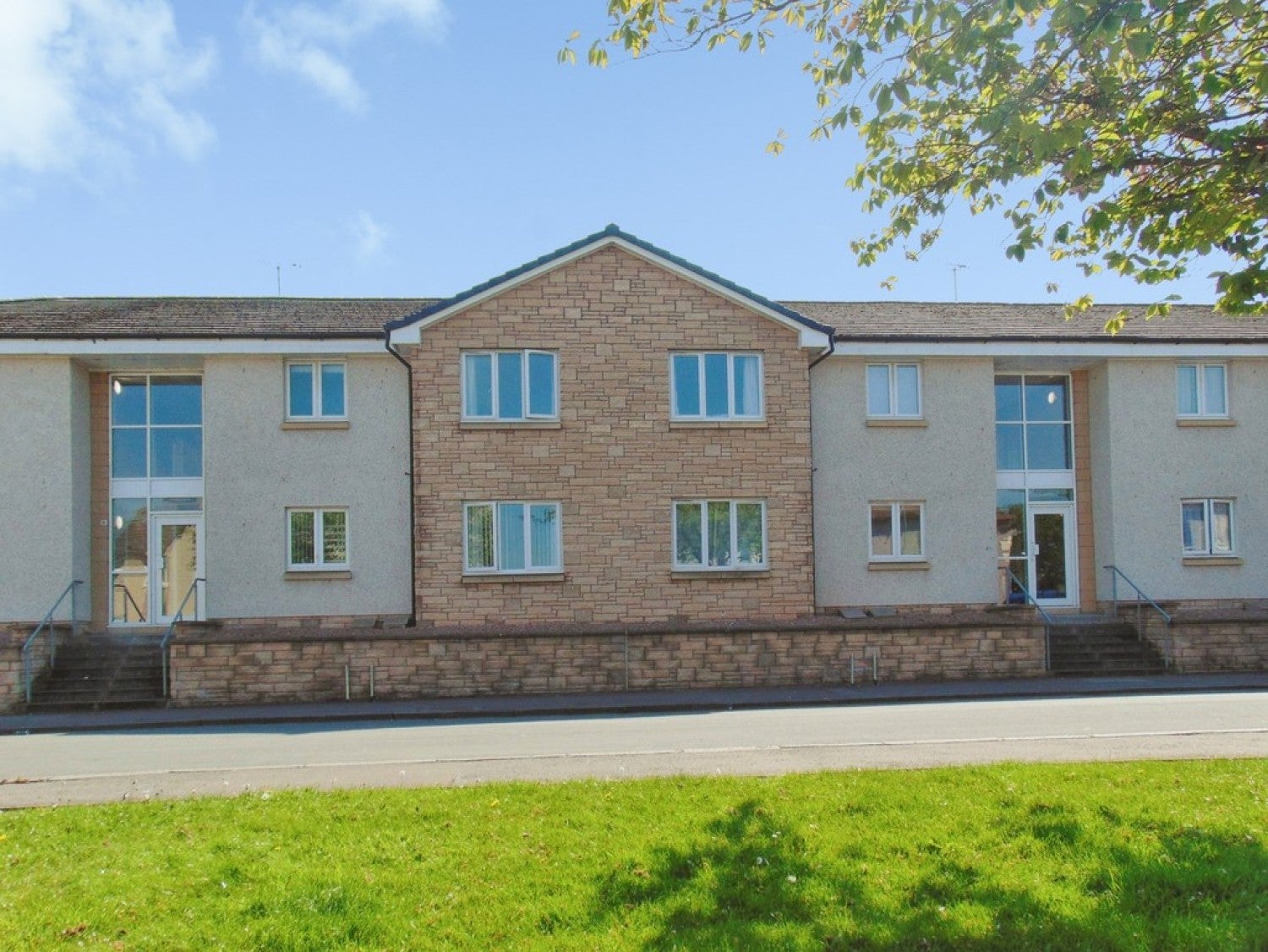 Flat Thornbridge Road in Falkirk